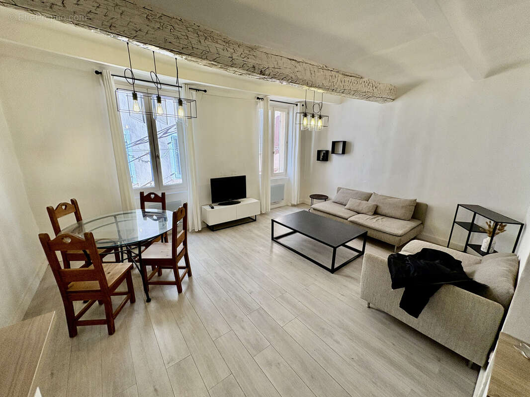 Appartement à SANARY-SUR-MER