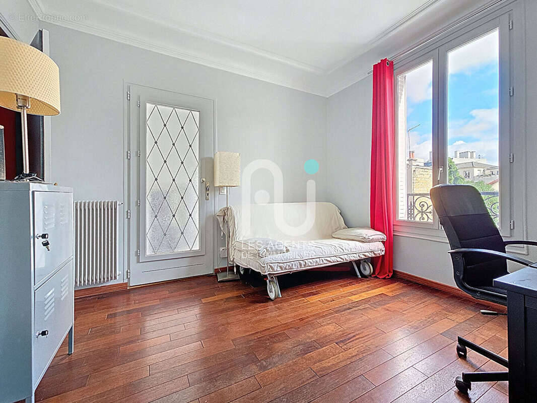 Maison à ASNIERES-SUR-SEINE