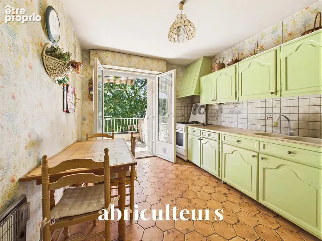 Maison familiale de 170 m² à fort potentiel en vente Aix en Provence (13590)( Pont des 3 Sautets) - photo 8