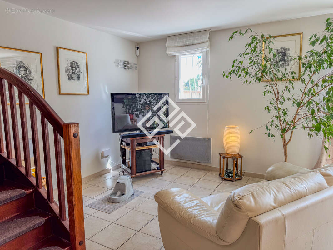 JADE- Maison avec jardin dans Narbonne - photo 5