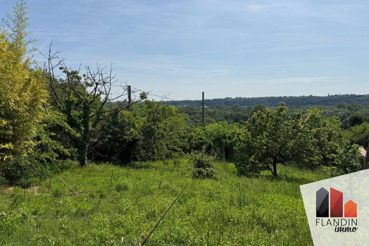 Terrain à VERNAISON