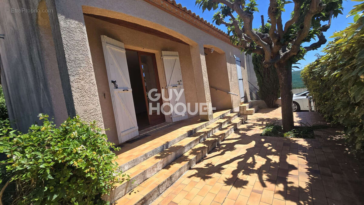 La Martelle Maison 3 pièces de plain-pied avec grand  garage - photo 3