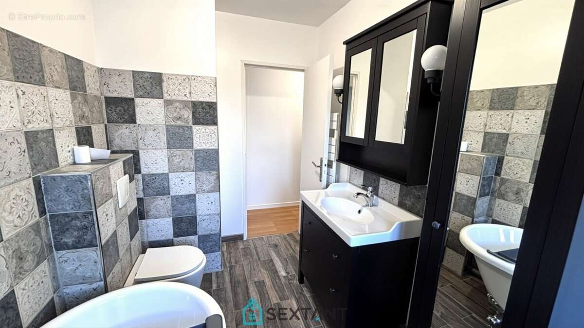 Maison à BOURGTHEROULDE-INFREVILLE