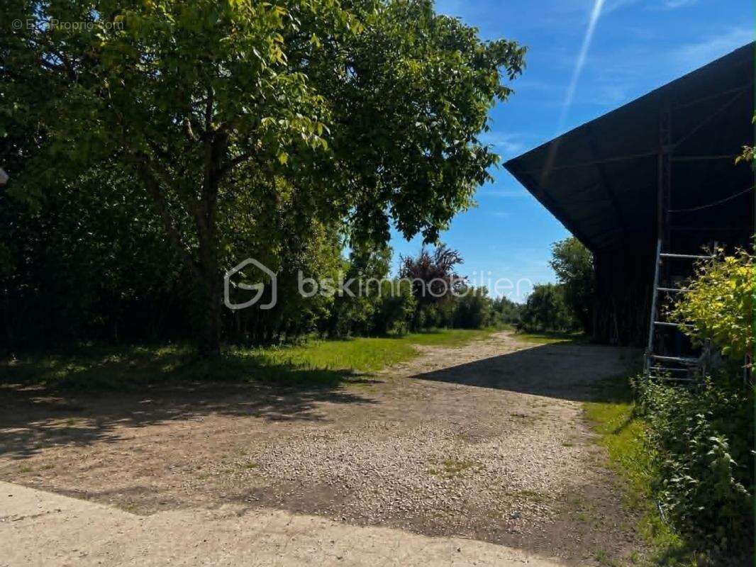 Appartement à MEREVILLE