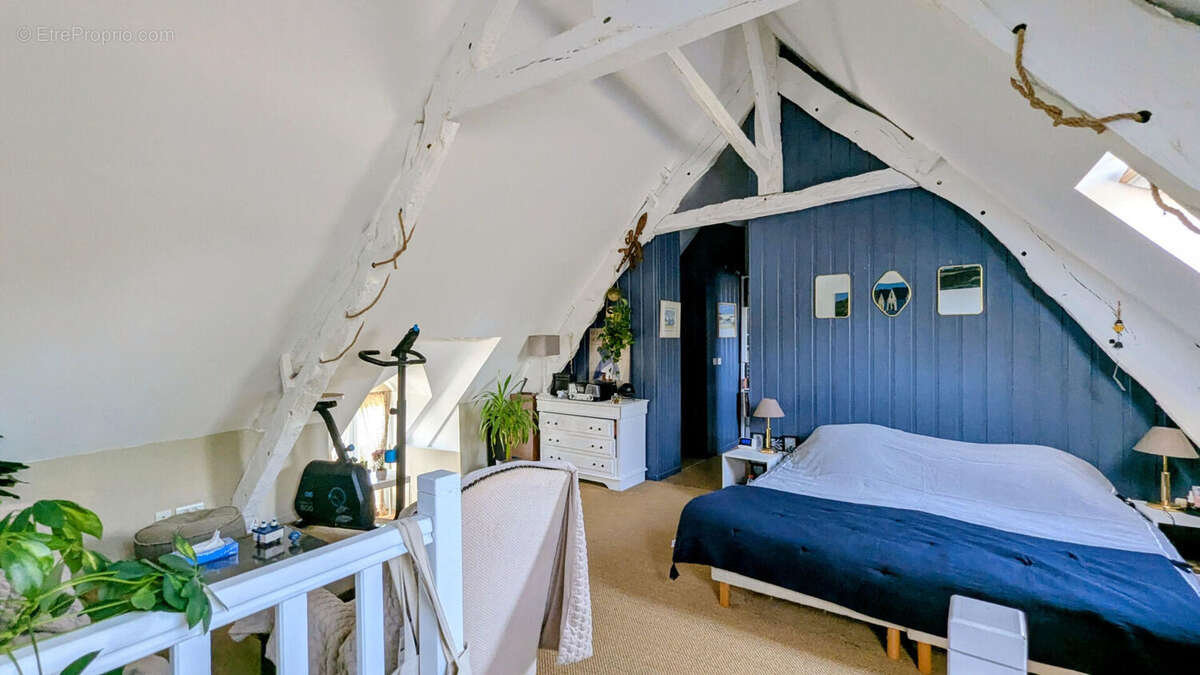 Maison rénovée en pierres 5 pièces - 105 m² - PLEINE FOUGERES (35610) - photo 8