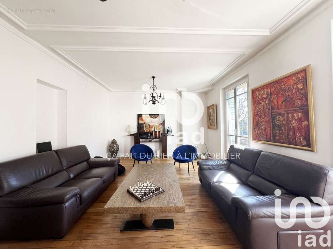 Photo 2 - Appartement à PUTEAUX