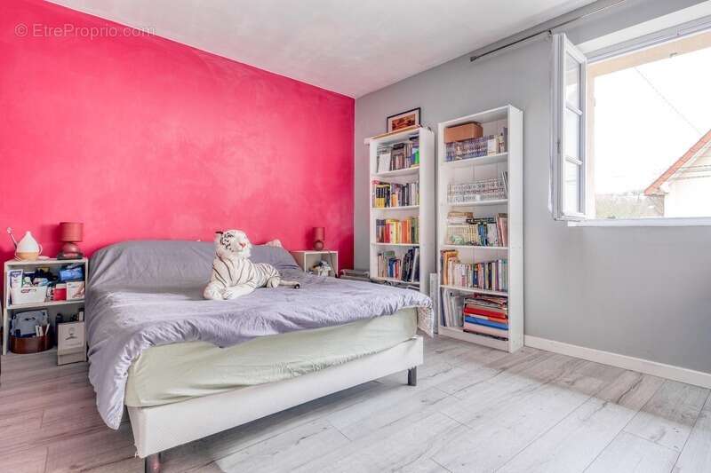 Christophe Michaudelle – EXLUSIVITE - CAPIFRANCE vous propose Nanteuil lès Meaux : Proche des commodités, maison de ville bien e - photo 13