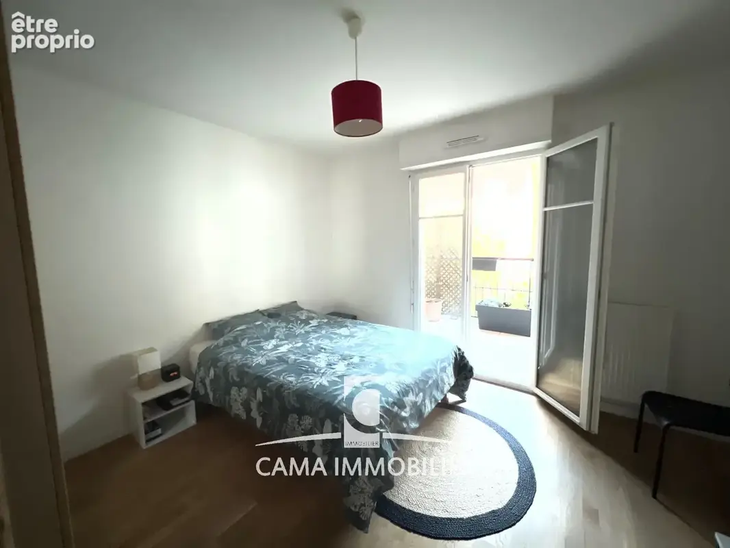 Très bel appartement de trois pièces à Buc, proche de la gare de Versailles Chantiers  ( 15mn à pied) , vue fo - photo 11