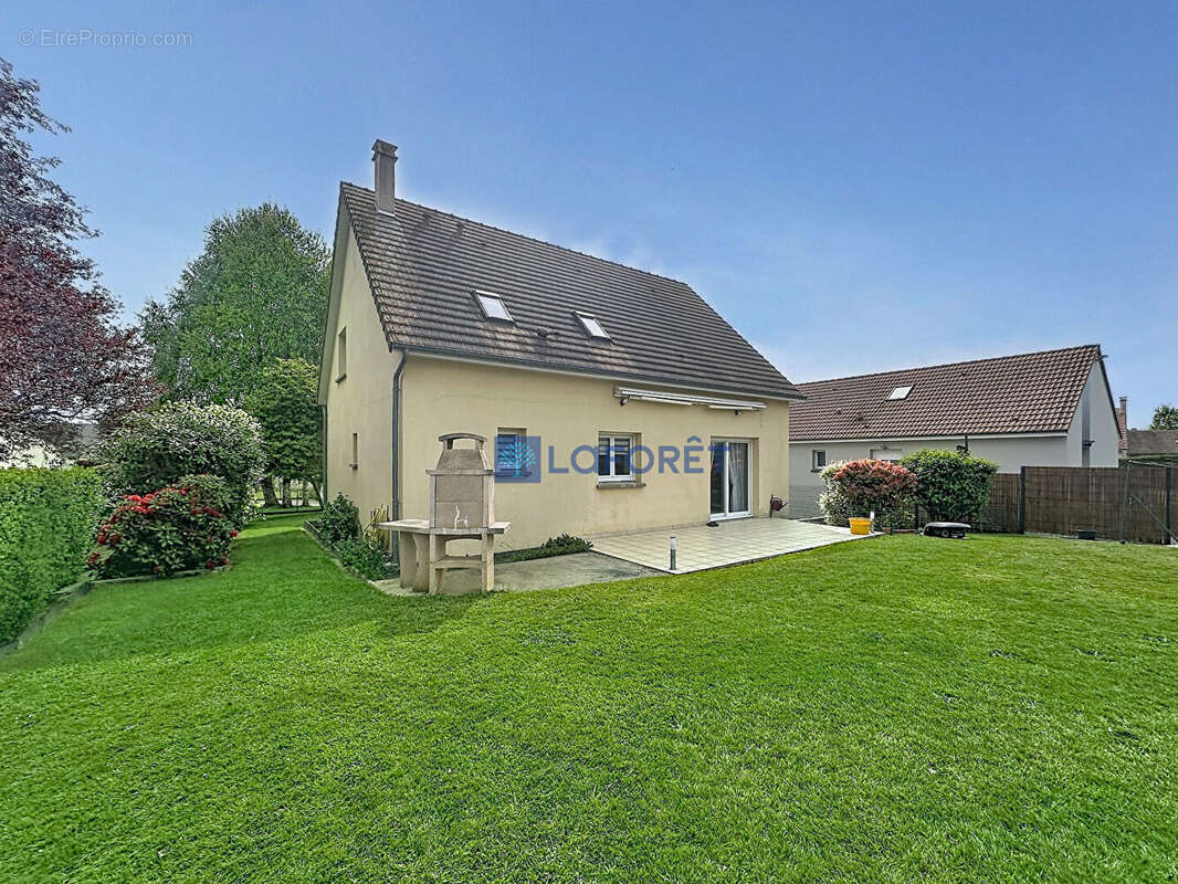 Maison à LA LANDE-PATRY