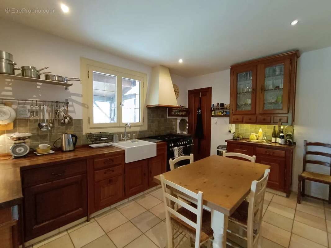 Charmante maison avec piscine et maison d'amis, proche Maillezais - photo 8