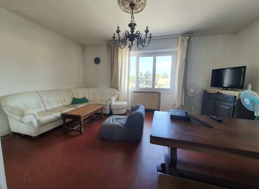 Appartement 102 m² à Biganos  - photo 5