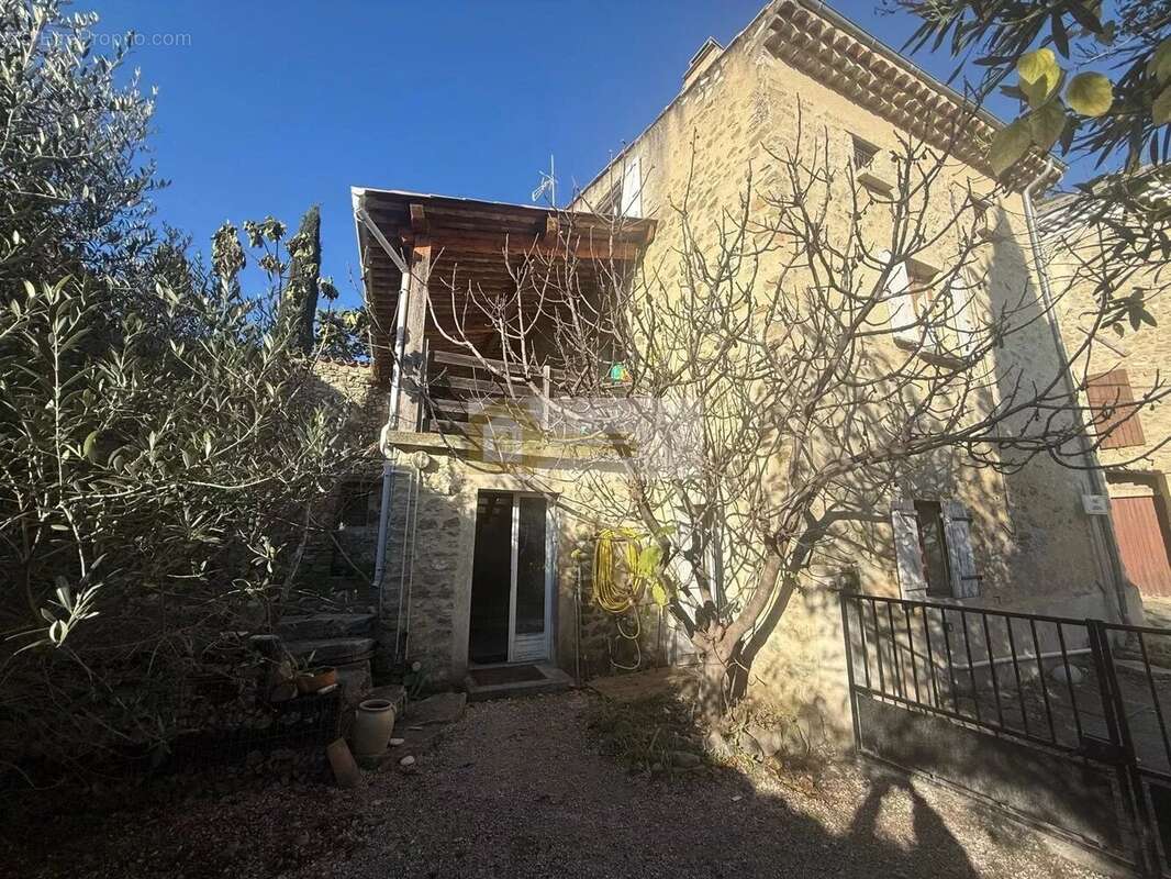 Appartement à PUY-SAINT-MARTIN