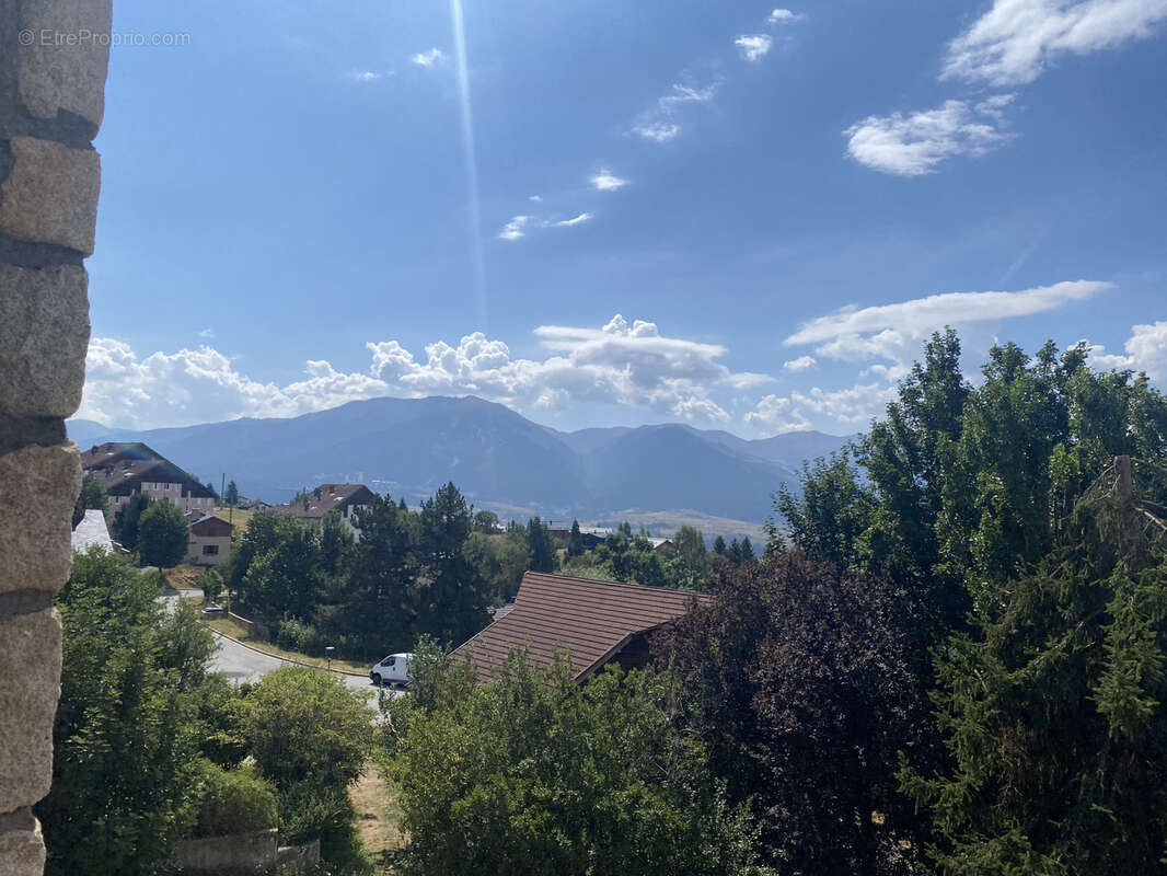 FONT-ROMEU - Magnifique appartement T3 avec loggia offrant une superbe vue - photo 2