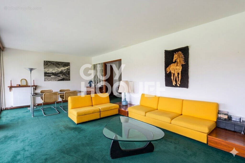 Appartement à LE PECQ