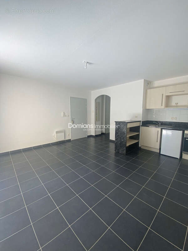 Appartement 41 m² à Peyrestortes  - photo 4