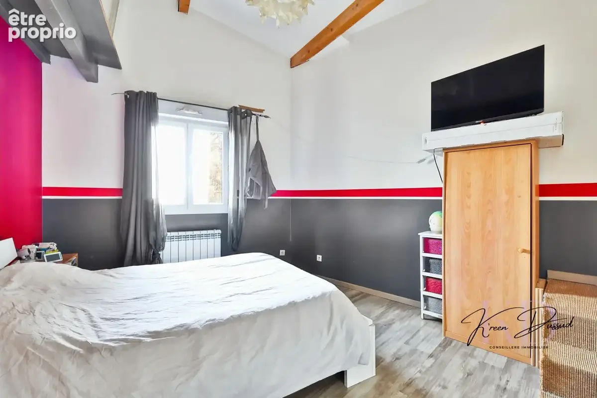  Maison en pierre de 150 m2 - Vue exceptionnelle sans vis-à-vis- Suite parentale - Dépendances - photo 12