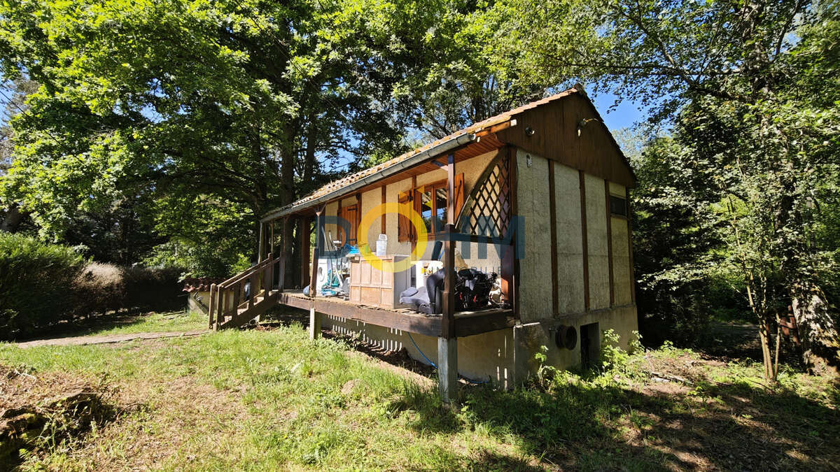 Maison de 130 M2, 3 chambres, un chalet indépendant, un étang - photo 10
