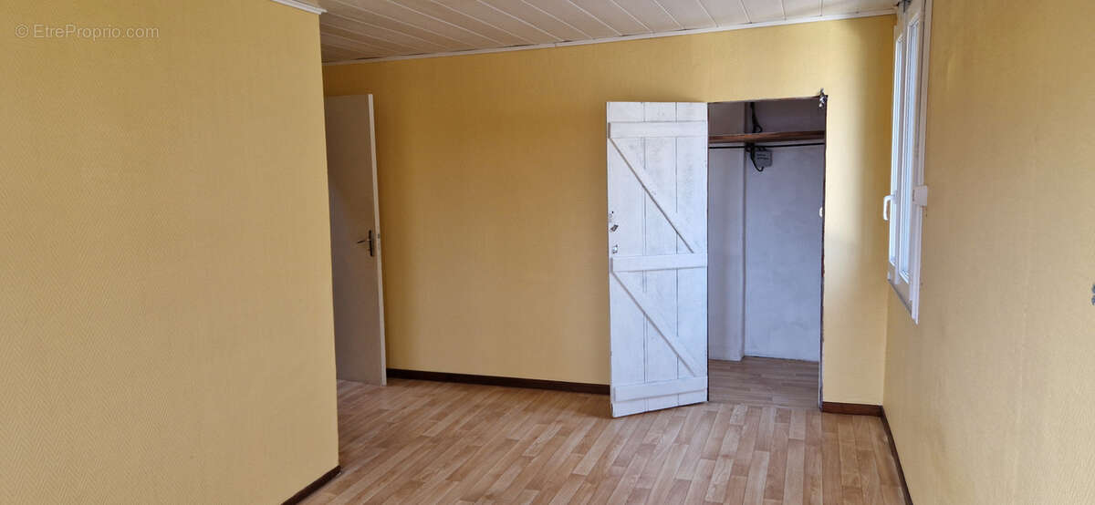maison ancienne pierre 120 m2 trois chambres - photo 6