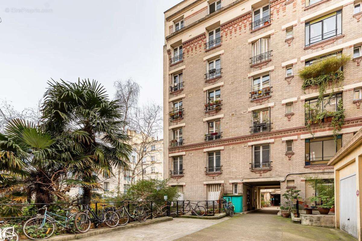 Appartement à PARIS-19E