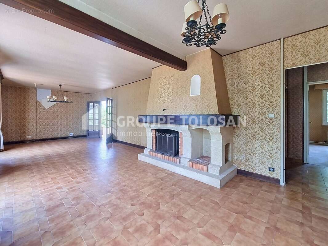Maison 172 m² à Escalquens  - photo 6