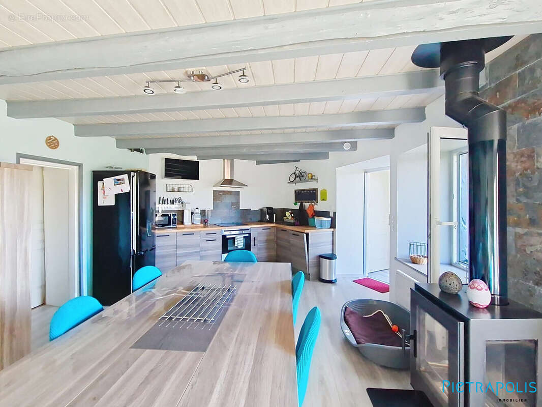 Maison à SAINT-APPOLINAIRE