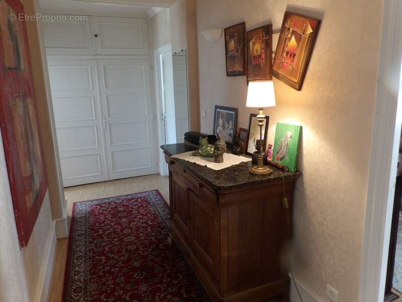 Appartement à NERIS-LES-BAINS