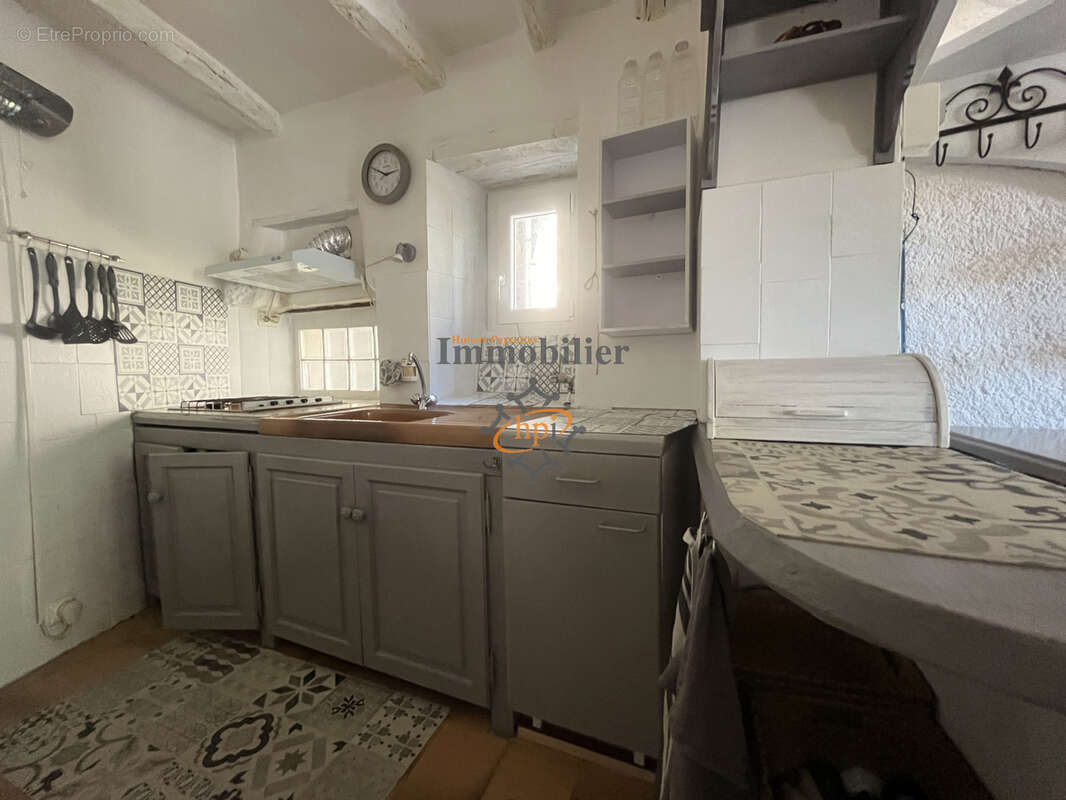 Vente maison de village avec grande terrasse. - photo 6