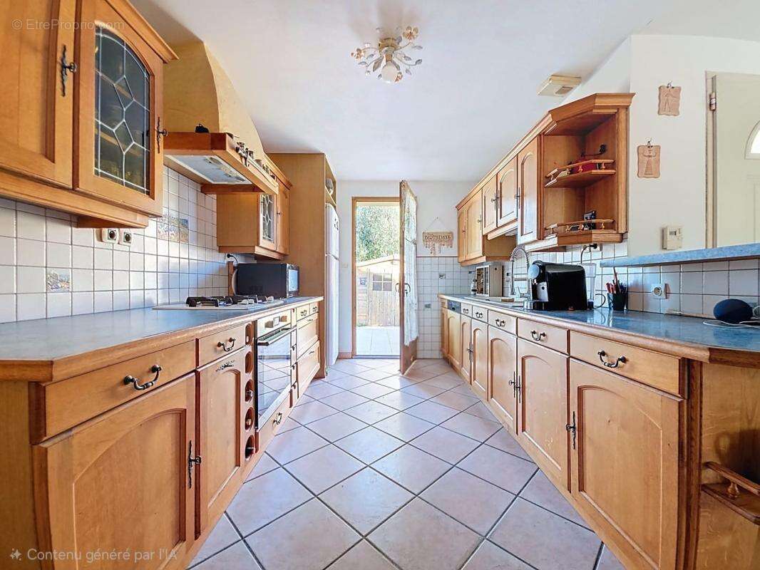 Maison à SAINT-PIERRE-DE-CHANDIEU