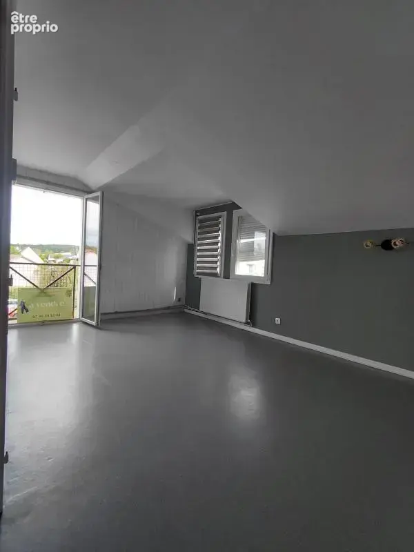 Appartement à JURY