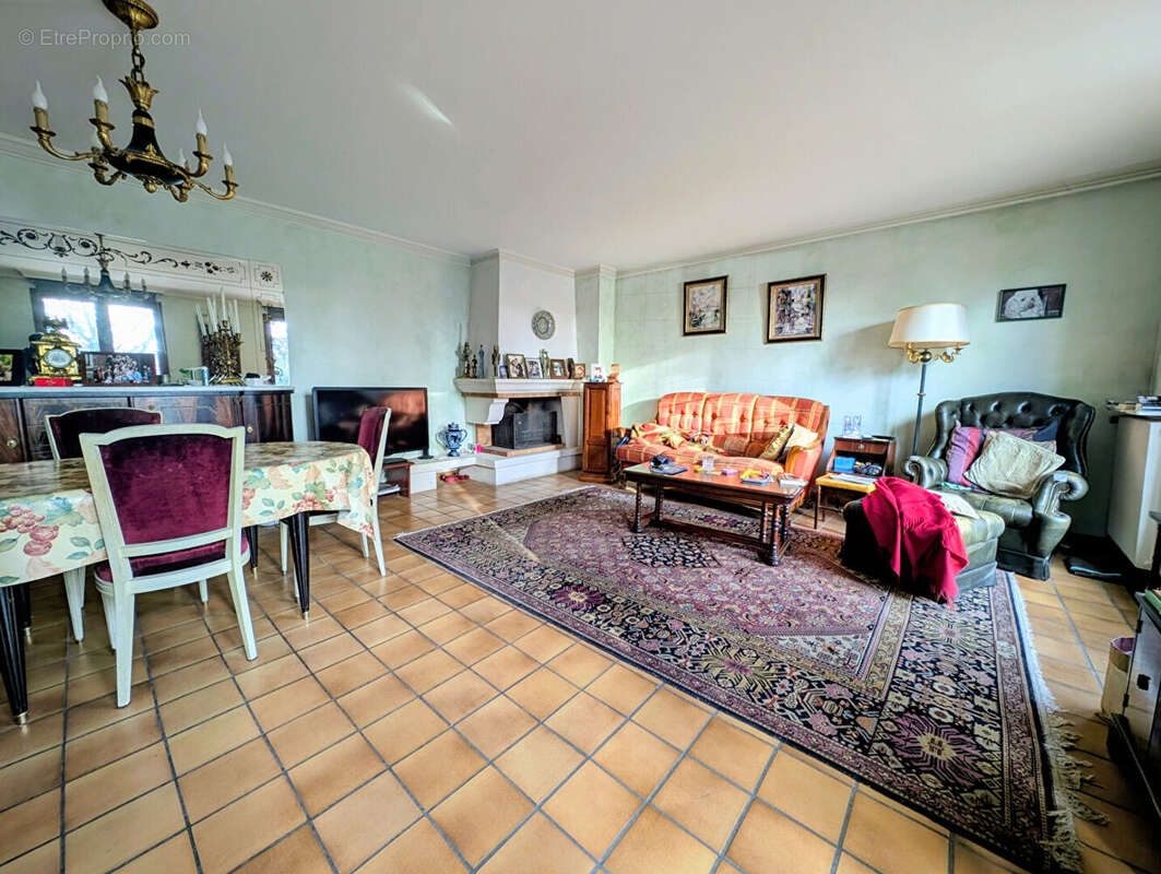 Maison à ROSNY-SOUS-BOIS