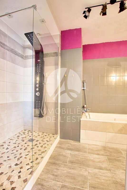 Appartement à LYON-8E