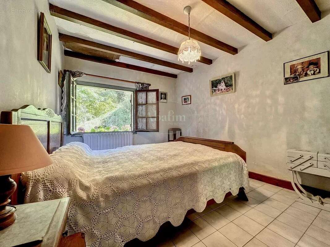 Maison à SARRANCOLIN