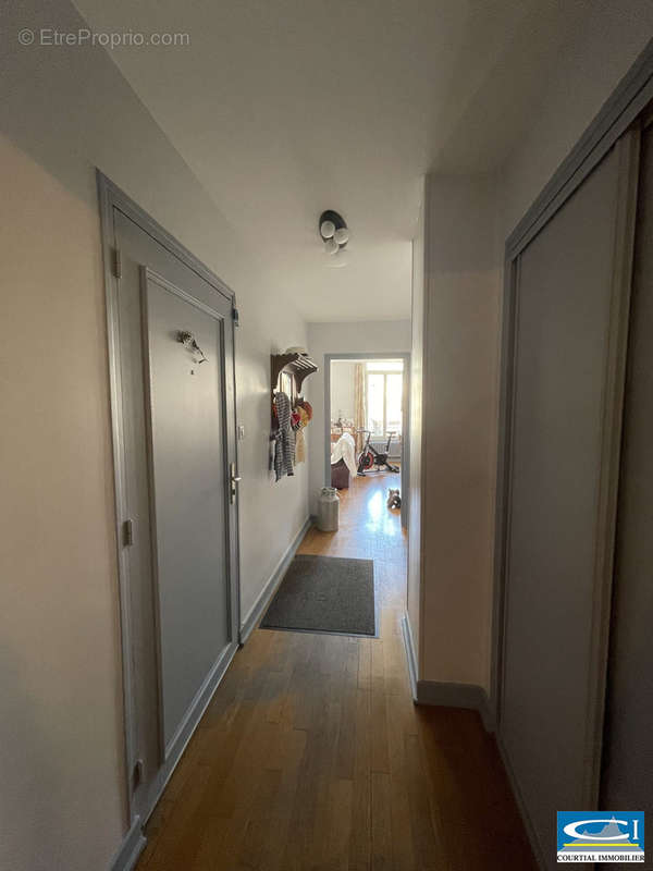 Appartement à TOURNON-SUR-RHONE