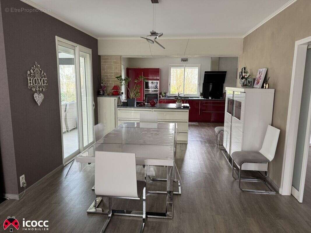 Maison à SAINT-MICHEL-EN-L'HERM