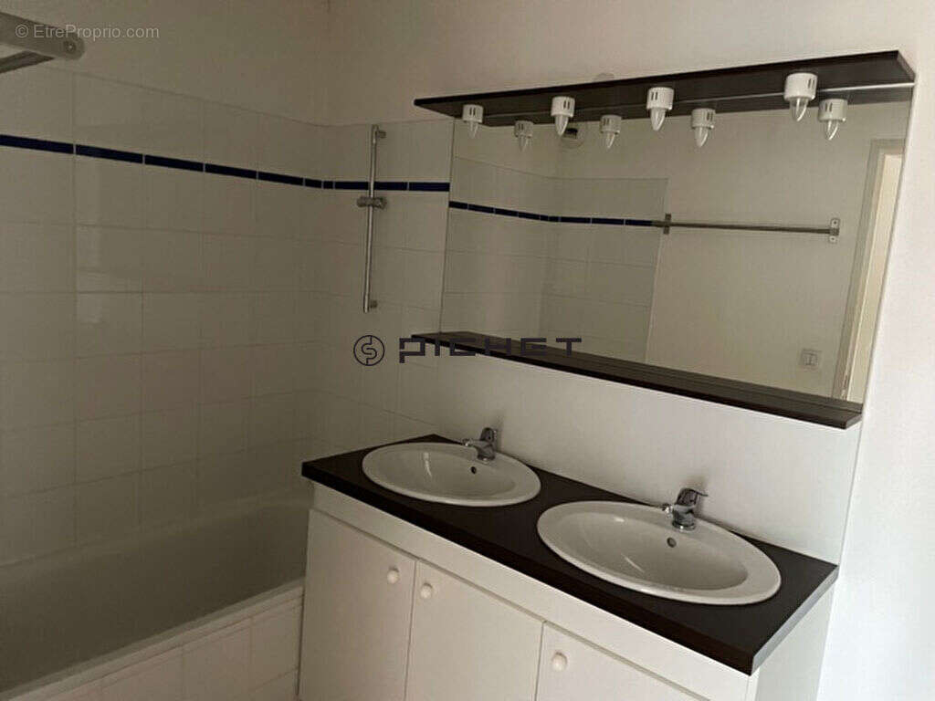 Appartement à LES ABRETS