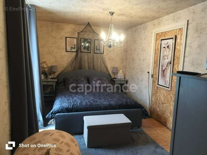 Maison familiale idéalement située au cœur de Poullaouen - photo 8