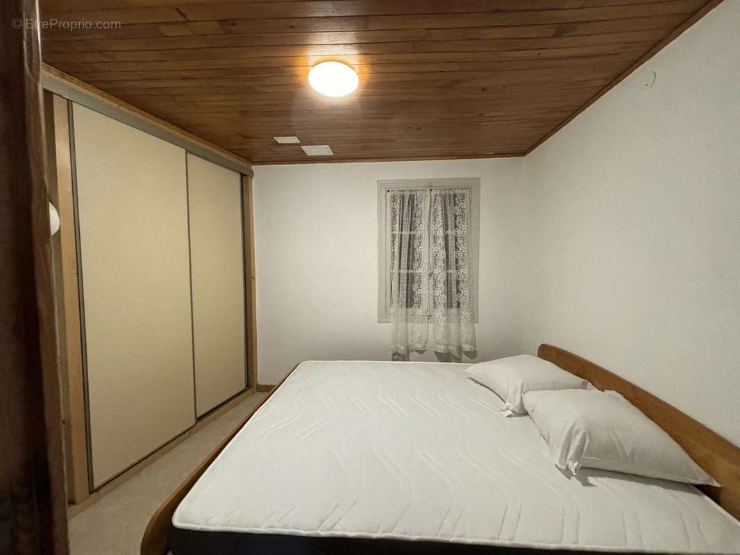 Maison à SAINT-PIERRE-DELS-FORCATS