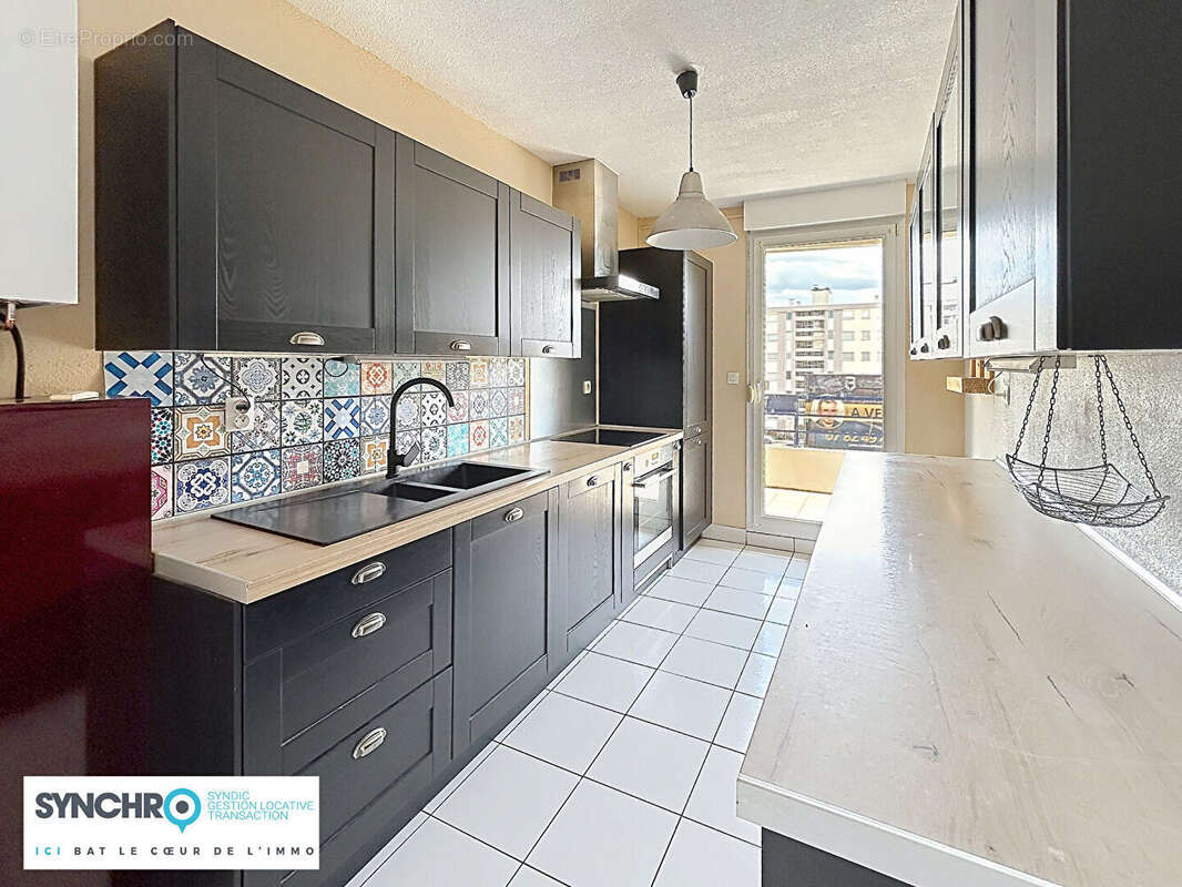 Appartement 4 pièces  avec terrasse  à 300 m de la frontière - photo 4