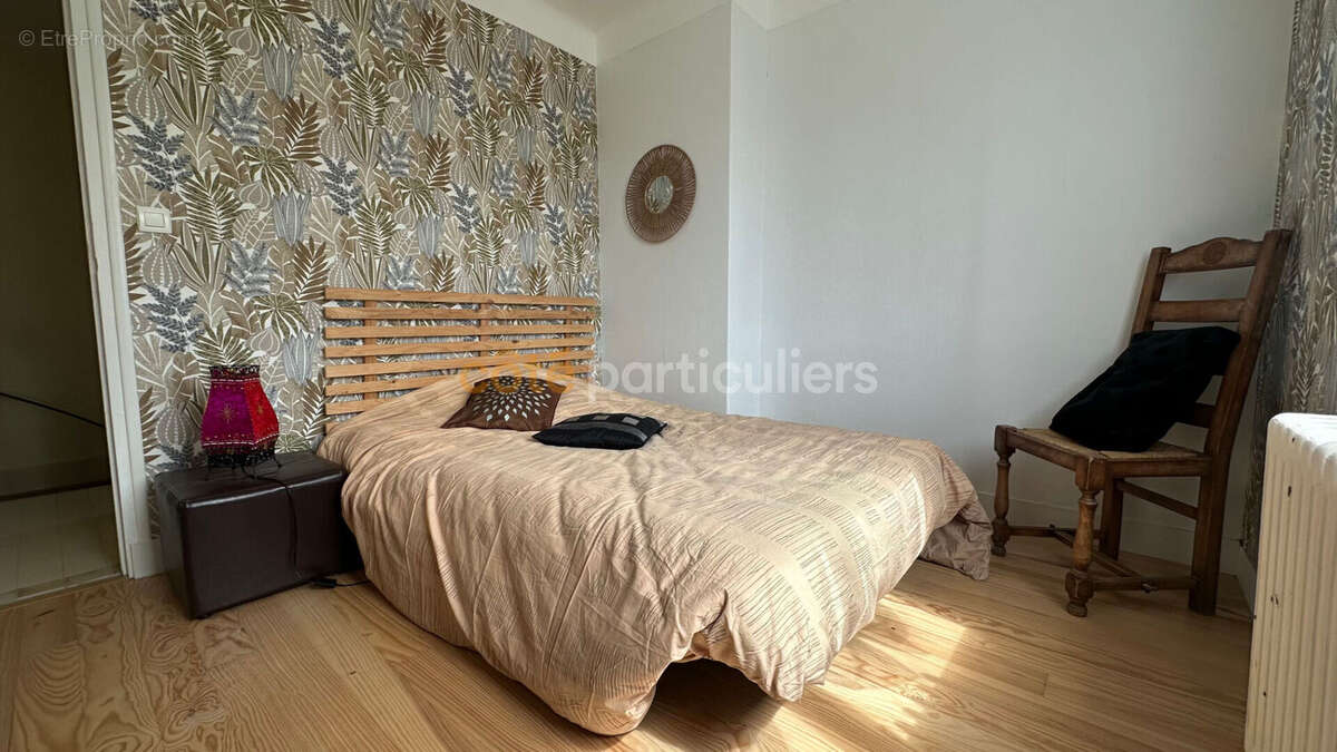 À vendre - Maison 3 chambres, sous-sol, à deux pas du Sillon ! - photo 3