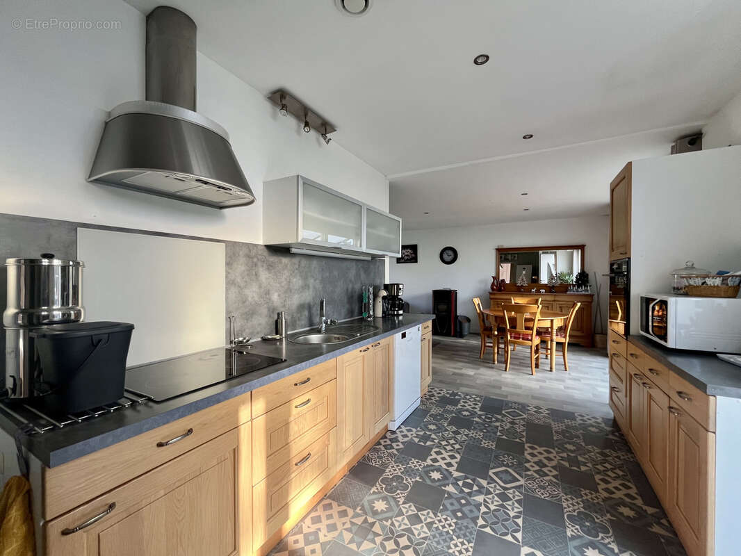 Maison à SAINTE-HONORINE-DES-PERTES