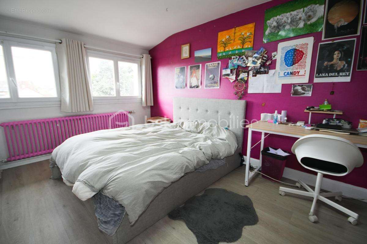 Maison à VAIRES-SUR-MARNE