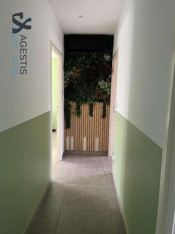   - Maison à LABRUGUIERE