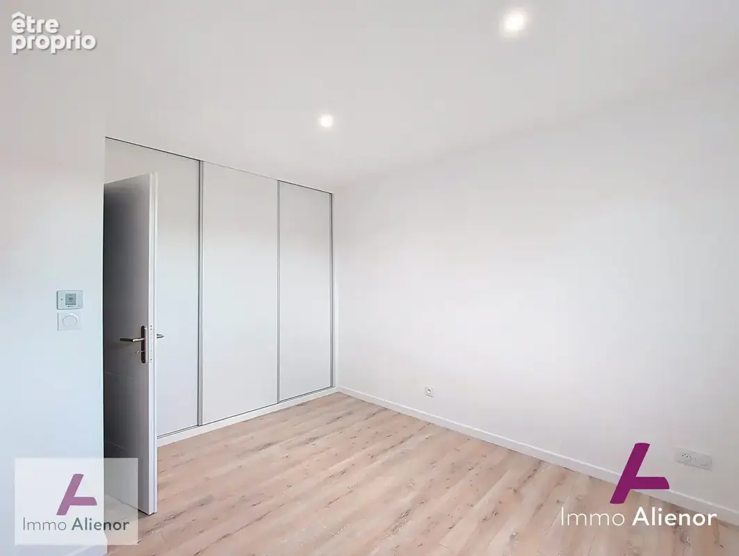 Maison 5 pièces 150 m² à vendre à Le Barp (33114) - photo 6