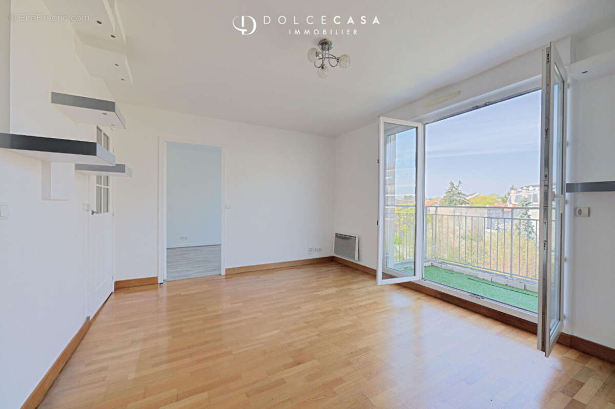 Appartement à LE PERREUX-SUR-MARNE