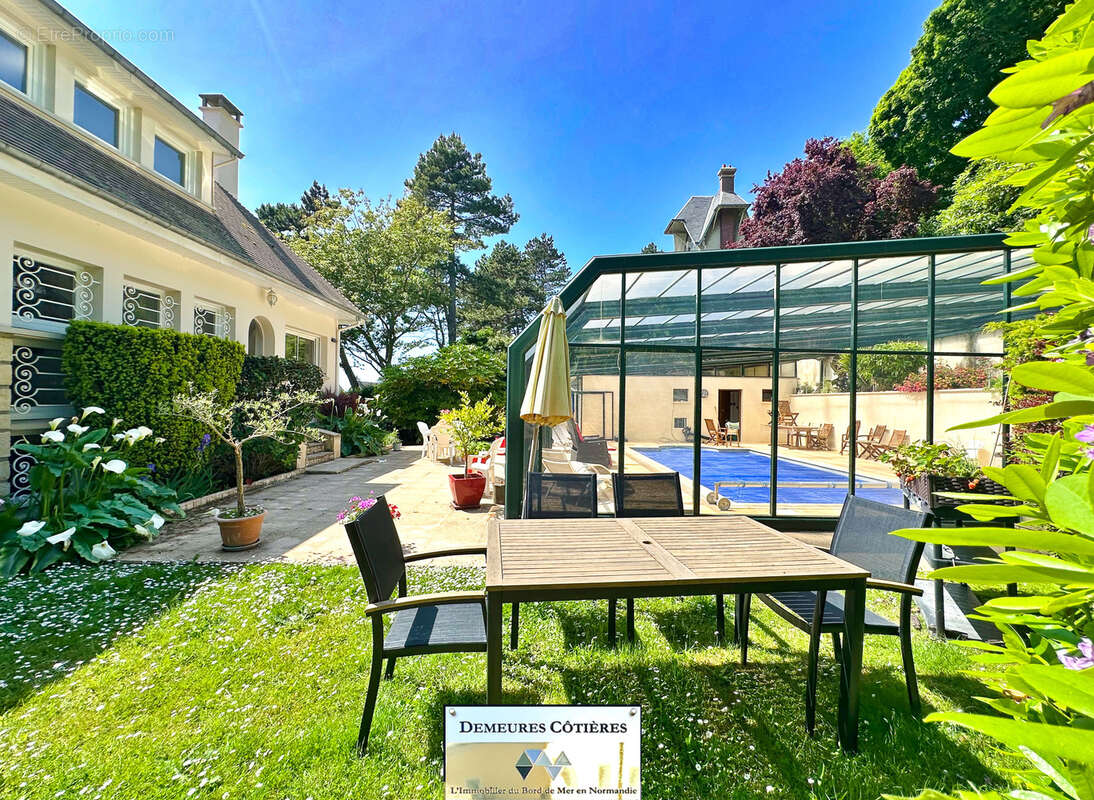 Propriété vue sur mer haut de gamme avec piscine - Cote de la Vierge FECAMP - photo 5