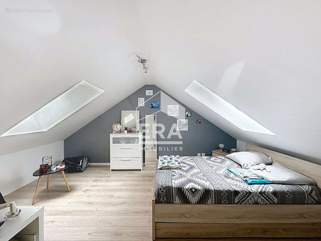 Maison à COURDIMANCHE