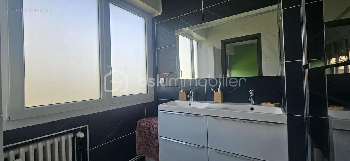 Appartement à ECHIROLLES