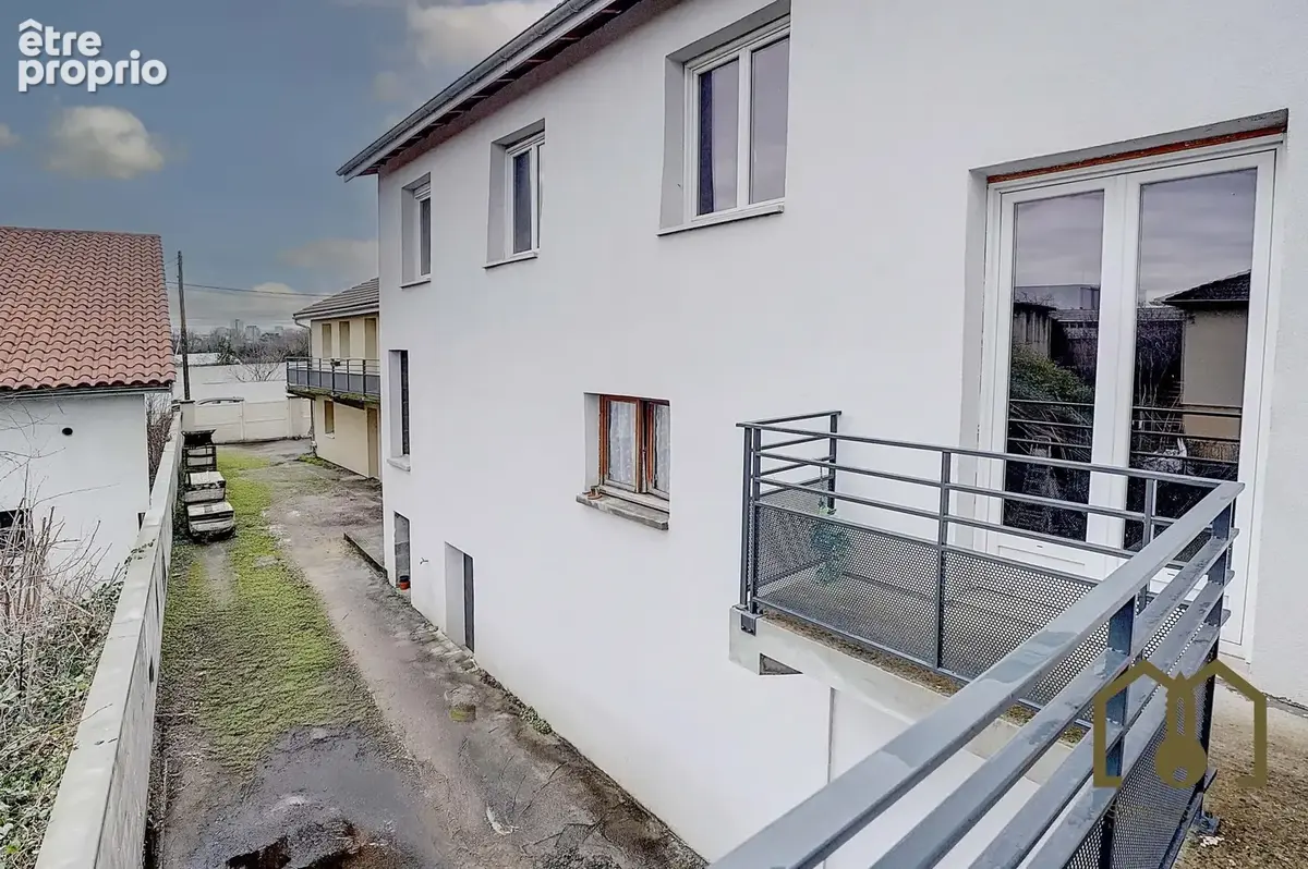 Maison à VILLEURBANNE