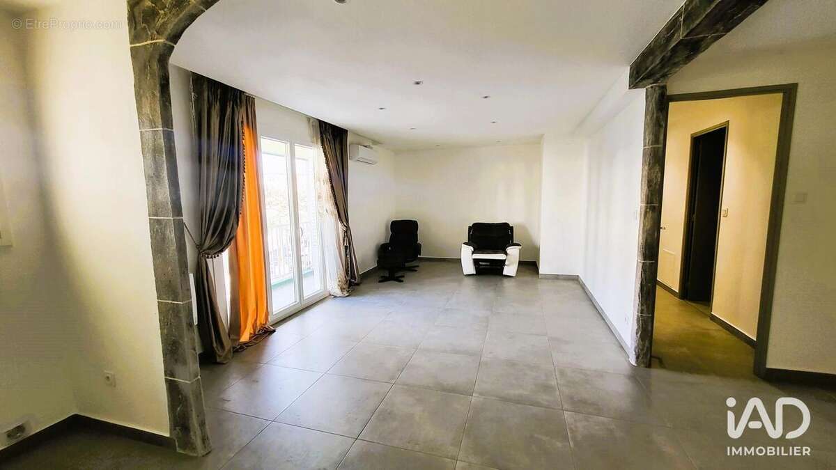 Photo 6 - Appartement à MARSEILLE-13E
