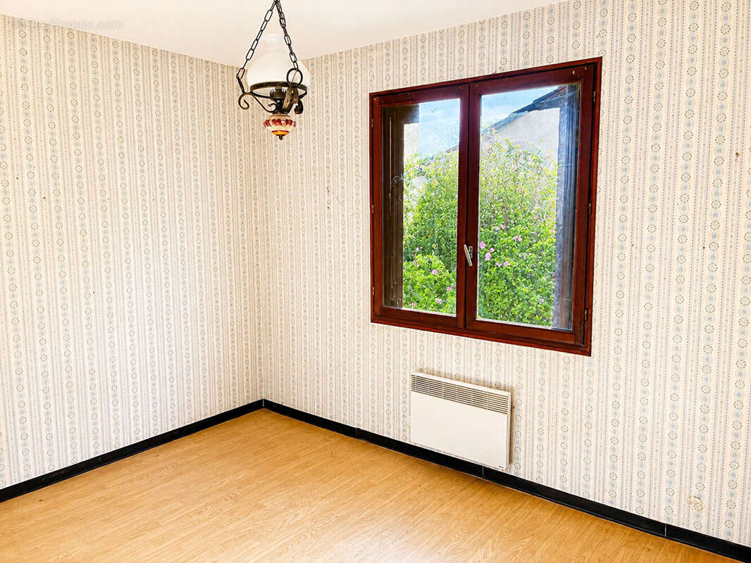 Maison de plain-pied avec vue dégagée sur la campagne, à deux pas de Cancon - photo 12